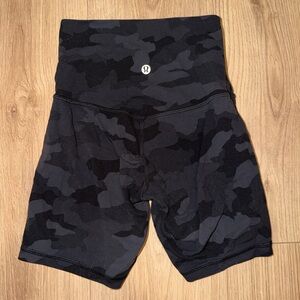 lululemon athletica Align Bike Shorts Size 2